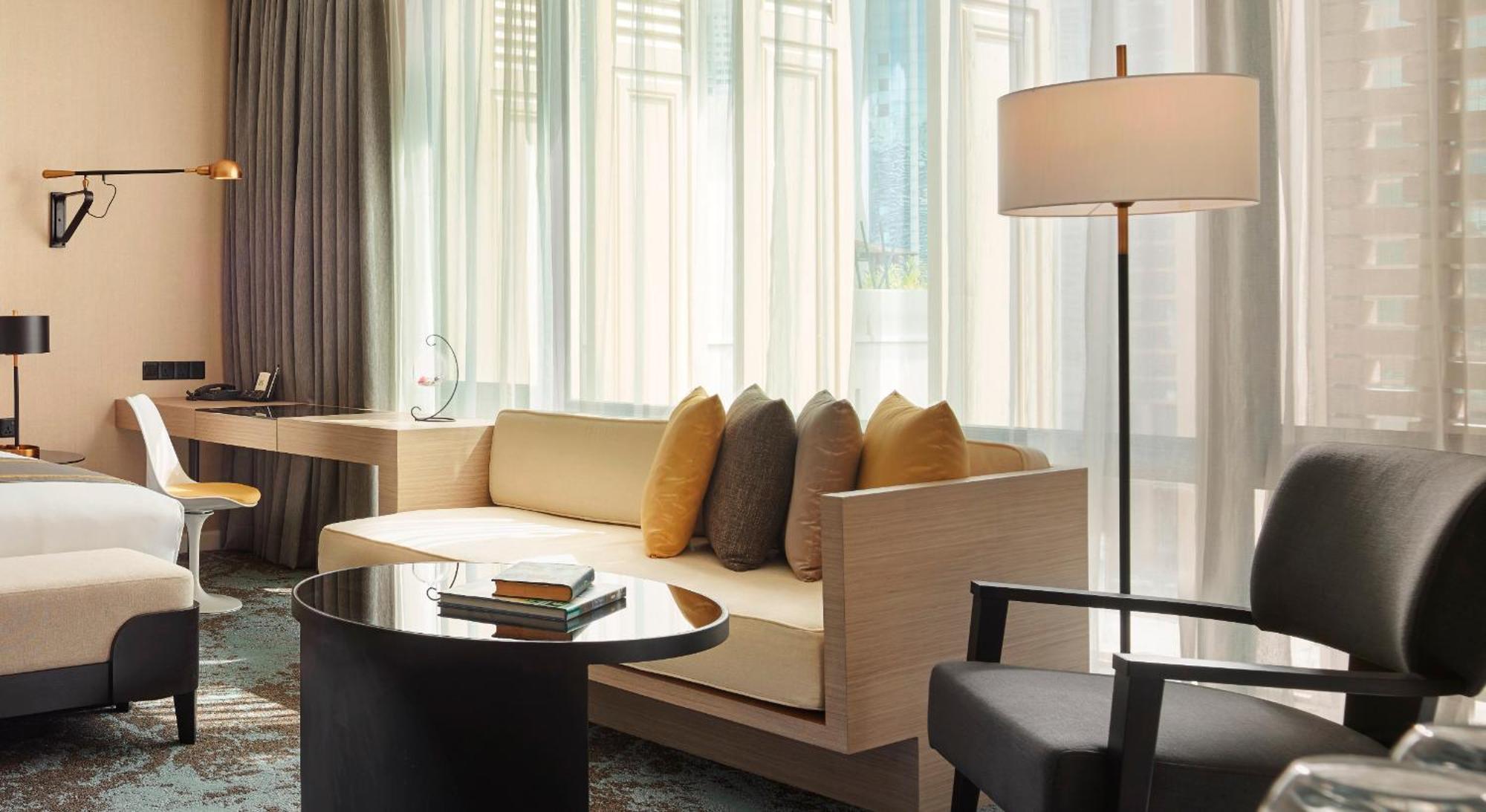 Hotel Stripes Kuala Lumpur, Autograph Collection Exterior photo A living room at the hotel