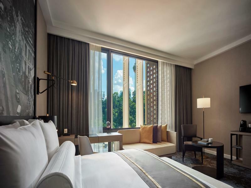 Hotel Stripes Kuala Lumpur, Autograph Collection Exterior photo Deluxe Room