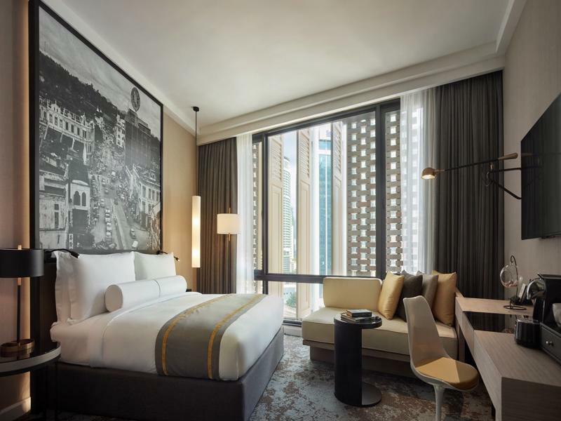 Hotel Stripes Kuala Lumpur, Autograph Collection Exterior photo Deluxe Room